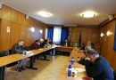 Σύσκεψη στο ΥΠΑΑΤ για την εγκατάσταση αυτόματων πωλητών φρεσκοστυμμένου χυμού σε δημόσιους χώρους Σύσκεψη στο ΥΠΑΑΤ για την εγκατάσταση αυτόματων πωλητών φρεσκοστυμμένου χυμού σε δημόσιους χώρους
