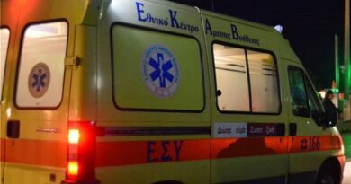 Πατέρας σκότωσε τον γιο του και μετά αυτοκτόνησε Πατέρας σκότωσε τον γιο του και μετά αυτοκτόνησε