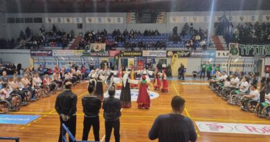 Παράδειγμα ζωής από τους αθλητές του 2ου Super Cup μπάσκετ με αμαξίδιο, στην Τρίπολη Παράδειγμα ζωής από τους αθλητές του 2ου Super Cup μπάσκετ με αμαξίδιο, στην Τρίπολη