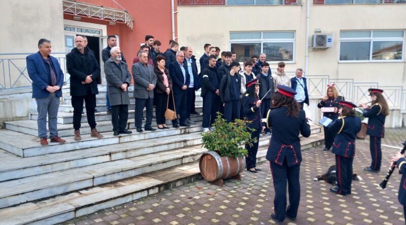 Νεμέα Κάλαντα Πρωτοχρονιάς από τη Φιλαρμονική στο Δημαρχείο