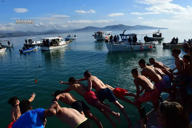 Κατάδυση τιμίου Σταυρού