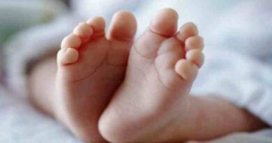 Κόρινθος: 24χρονη γέννησε στο προαύλιο νοσοκομείου