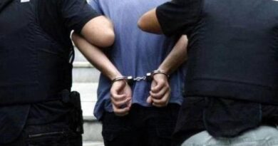 Λουτράκι: Συνελήφθη 20χρονος με τσιγαριλίκι κάνναβης