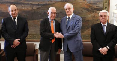 Τελετή παράδοσης - παραλαβής της Προεδρίας της Βουλής