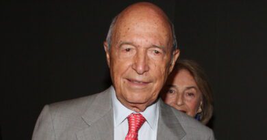 Πέθανε ο Κώστας Σημίτης