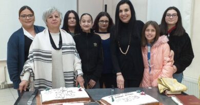 Νεμέα: Σε χαρούμενο κλίμα η κοπή πρωτοχρονιάτικης πίτας από τα Μουσικά Σύνολα του Δήμου