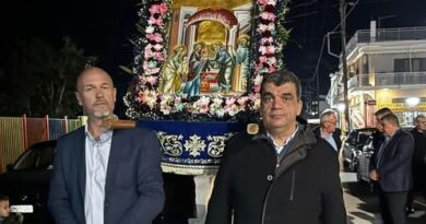 Νεμέα: Με μεγαλοπρέπεια ο Μέγας Πανηγυρικός εσπερινός και η λιτανεία της εικόνας Υπαπαντής του Κυρίου