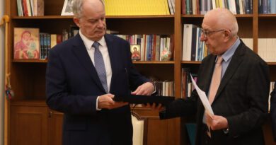 Ο Πρόεδρος της Βουλής ανήγγειλε στον Κωνσταντίνο Τασούλα το αποτέλεσμα της σημερινής ψηφοφορίας για την εκλογή του ως νέου Προέδρου της Δημοκρατίας