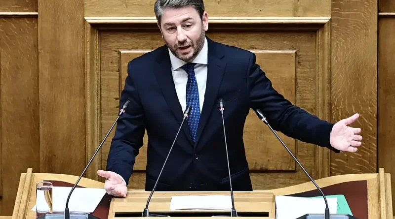 ΠΑΣΟΚ: Την Τετάρτη (5/3) η πρόταση δυσπιστίας κατά της κυβέρνησης