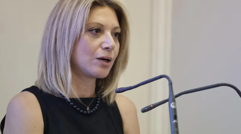 Καρυστιανού προς Κακλαμάνη