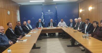 Συνάντηση με το νέο Δ.Σ. του ΟΠΕΚΕΠΕ είχε ο YπΑΑΤ Κώστας Τσιάρας