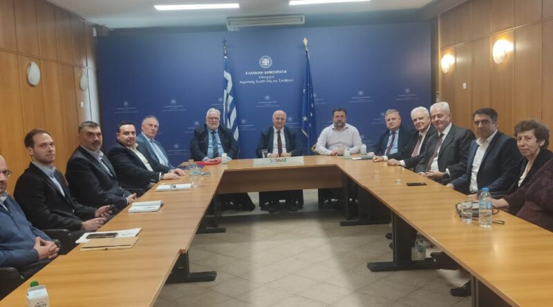 Συνάντηση με το νέο Δ.Σ. του ΟΠΕΚΕΠΕ είχε ο YπΑΑΤ Κώστας Τσιάρας