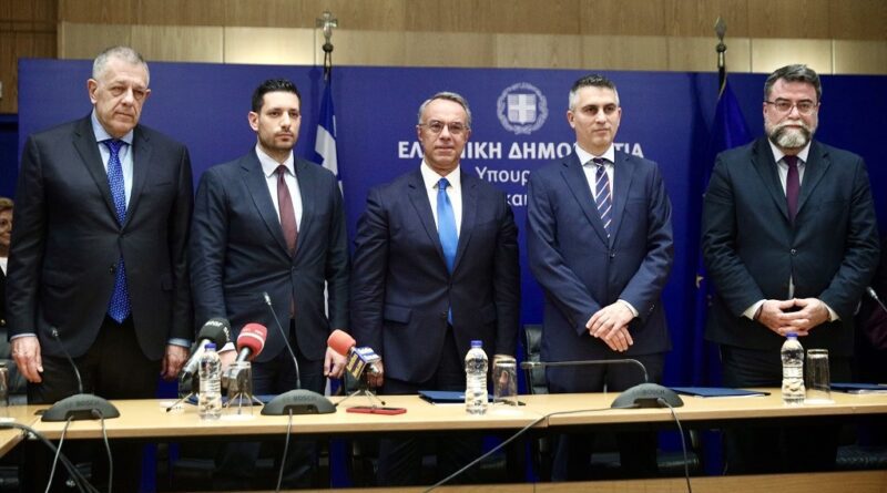 Τελετή παράδοσης – παραλαβής στο Υπουργείο Υποδομών και Μεταφορών