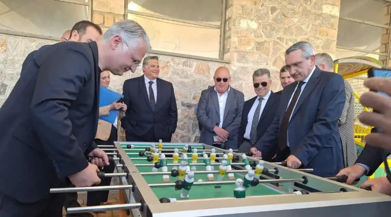 Πτωχός, Φαρμάκης, Χατζημάρκος: Πολιτικές ντρίμπλες στο ποδοσφαιράκι του Ναυπλίου