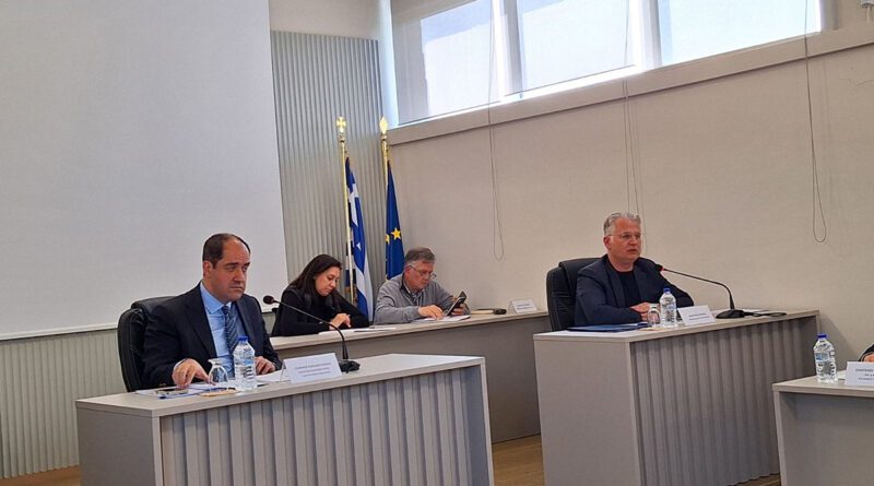 Ευρεία σύσκεψη υπό τον Υπουργό Πολιτικής Προστασίας στην Τρίπολη