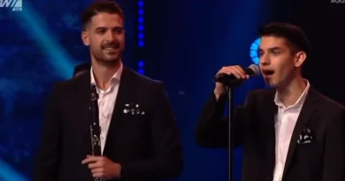 Όταν ο Άρης Μουγκοπέτρος έπαιζε κλαρίνο στο «Ελλάδα Έχεις Ταλέντο», πλάι στον νικητή Κωνσταντίνο Τσαμαδό