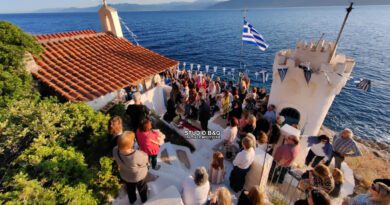 Ναύπλιο: Γιορτάζει ο Άγιος Νικόλαος ο κρασόκτιστος στην παραλία Καραθώνα