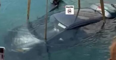 Αυτοκίνητο έπεσε στο λιμάνι της Ερμιόνης