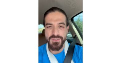 Άρης Μουγκοπέτρος: Εξιτήριο από το νοσοκομείο -VIDEO