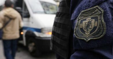 Συνελήφθησαν τρεις διακινητές ναρκωτικών στην Πάτρα