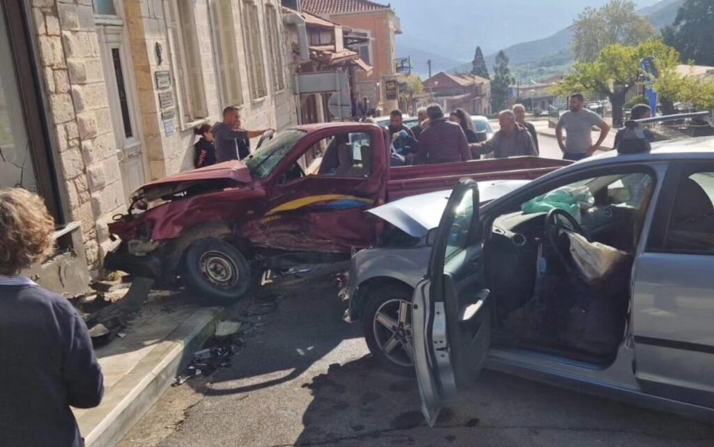 Δύο οι νεκροί από το σοκαριστικό τροχαίο στο Λεβίδι