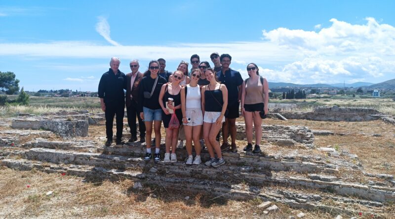 Ξενάγηση σε φοιτητές του Πανεπιστημίου Notre Dame, Indiana, U.S.A.