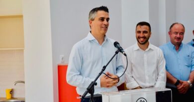 Χρίστος Δήμας στα εγκαίνια του νέου Διθέσιου Νηπιαγωγείου στο Παράλιο Άστρος