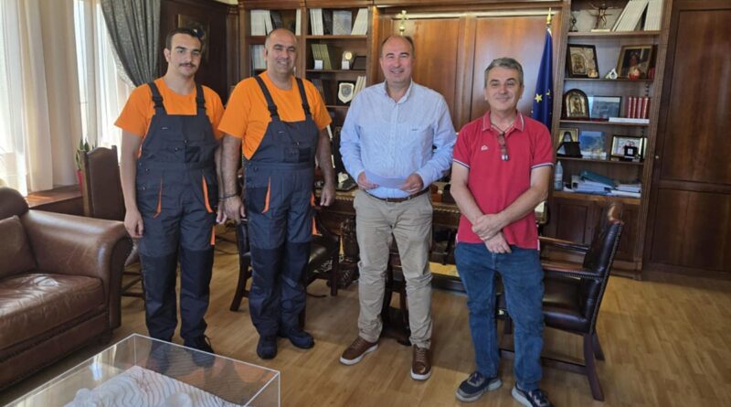 Υπεγράφη η σύμβαση για τον καθαρισμό πρανών, τάφρων και νησίδων στο οδικό δίκτυο της Π.Ε. Κορινθίας