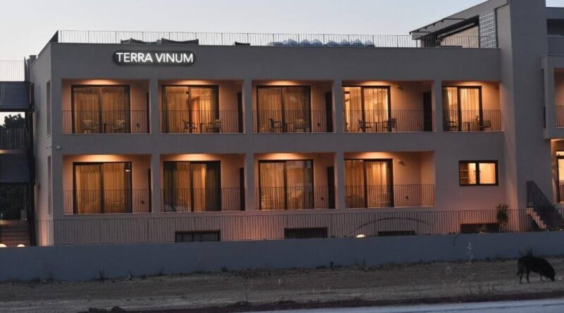 Άνοιξε το Terra Vinum Boutique Hotel στη Νεμέα Κορινθίας