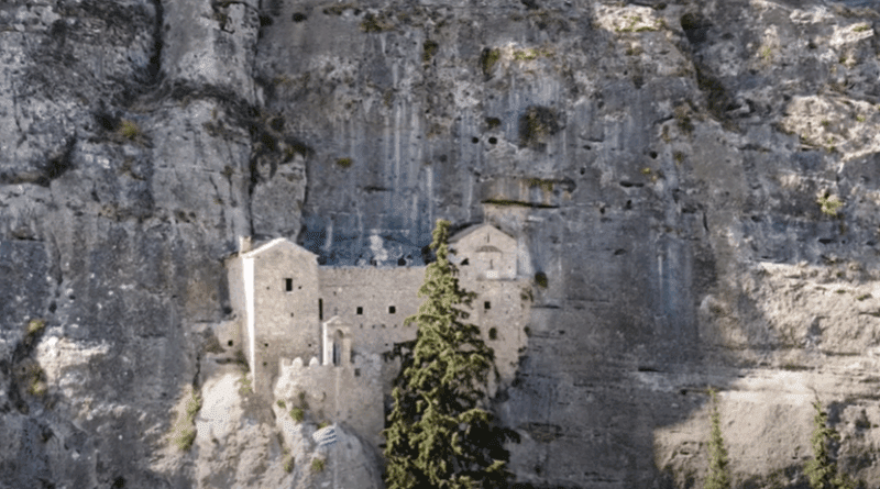 Νεμέα, η Παναγία του Βράχου - Monastery of Holy virgin of the Rock, Nemea, Peloponnese