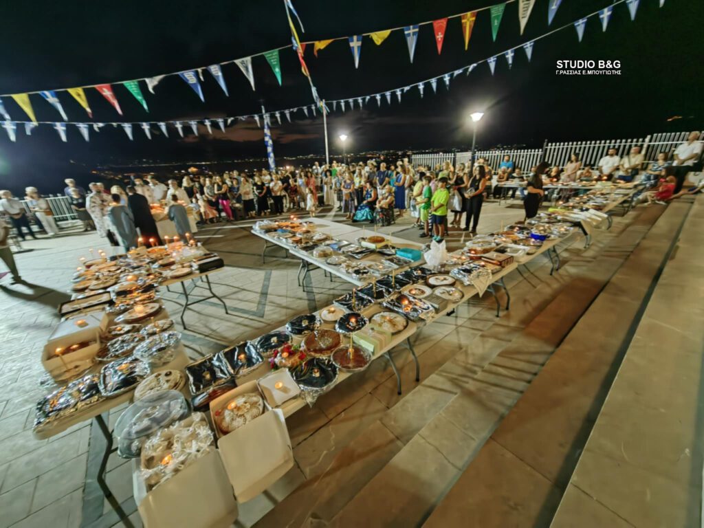 Εκατοντάδες Φανουρόπιτες στην Ευαγγελίστρια Ναυπλίου - Τάμα στον Άγιο Φανούριο