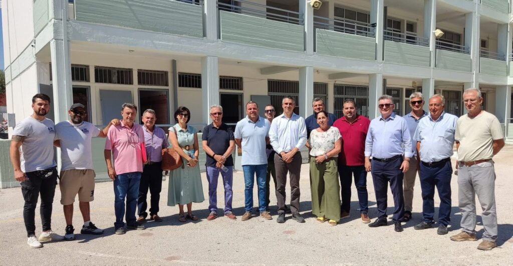Επίσκεψη Χρίστου Δήμα στα έργα ανακαίνισης 11 σχολείων της Κορινθίας στο  πλαίσιο του Προγράμματος «Μαριέττα Γιαννάκου»