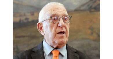 Ευχετήριο μήνυμα του Προέδρου της Βουλής Νικήτα Κακλαμάνη για την ημέρα του Δεκαπενταύγουστου