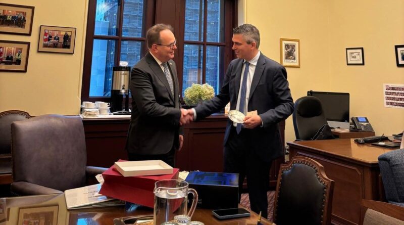 Συνάντηση του Υπουργού Υποδομών και Μεταφορών Χρίστου Δήμα με τον Υπουργό Μεταφορών του Καναδά StevenMacKinnon