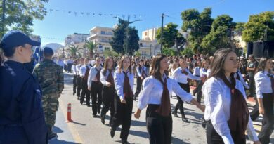 Η παρέλαση για την 28η Οκτωβρίου 1940 στην Κόρινθο