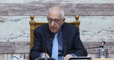 Κακλαμάνης για την προκλητική εκδήλωση στο Βρετανικό Μουσείο: Η Ελλάδα αξιώνει σεβασμό στην ιερότητα του πολιτισμού της