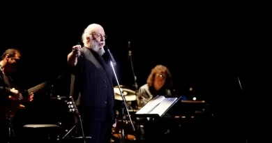 Διονύσης Σαββόπουλος: Πέθανε από ανακοπή καρδιάς – Η ανακοίνωση της οικογένειας