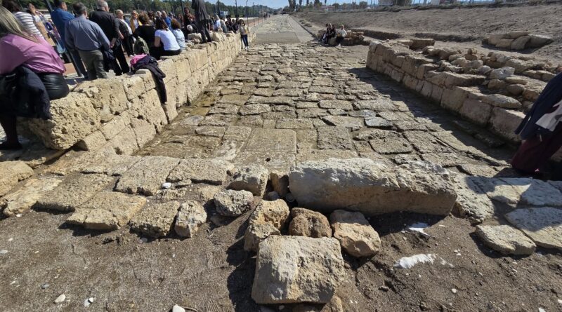 Ξενάγηση στον Δίολκο στον Ισθμό της Κορίνθου