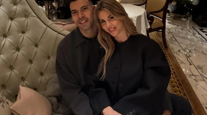 Μίνι διακοπές για την οικογένεια Σλούκα στο Λονδίνο πριν τα Χριστούγεννα - Φωτογραφίες με τα παιδιά τους