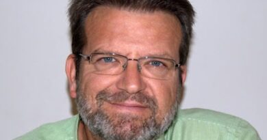 Χρέη, φόροι, δόσεις … μας την έχουν δώσει!