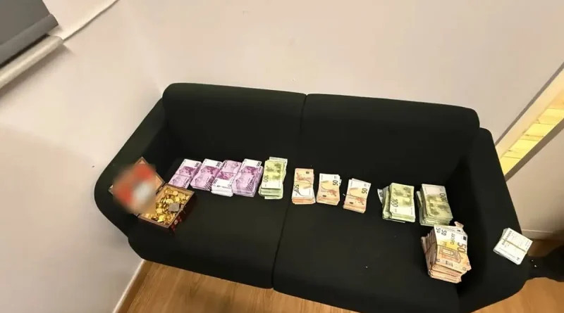 Προφυλακιστέοι ο αρχηγός και υπαρχηγός κυκλώματος “μαϊμού” επενδύσεων σε καζίνο