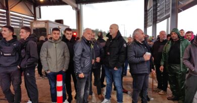 Μπλόκο στην Κορινθία: Στο πλευρό των αγροτών ο Δήμος Νεμέας