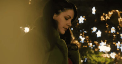 «Το μεγαλύτερο δώρο: Η Ανθρωπιά» – ένα μικρό ταινιάκι για τις γιορτές -VIDEO