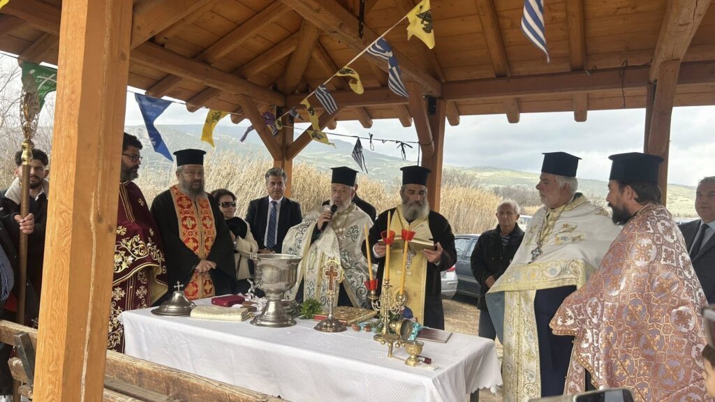 Νεμέα - Θεοφάνια: Με κατάνυξη ο αγιασμός των υδάτων στον Ασωπό ποταμό