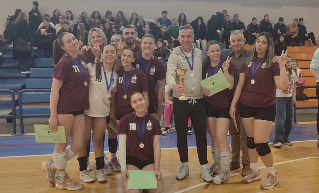 Πρωτιά στο βόλεϊ για την ομάδα κοριτσιών του Γενικού Ενιαίου Λυκείου Νεμέας