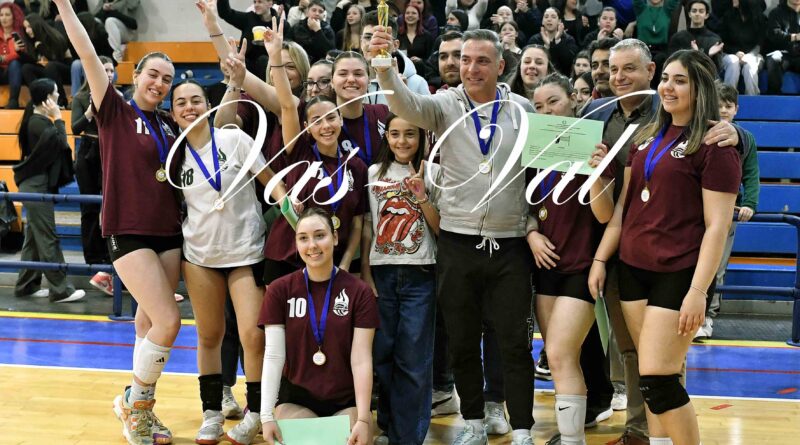 Πρωταθλήτριες Κορινθίας οι μαθήτριες του ΓΕΛ Νεμέας στο βόλεϊ -ΦΩΤΟ