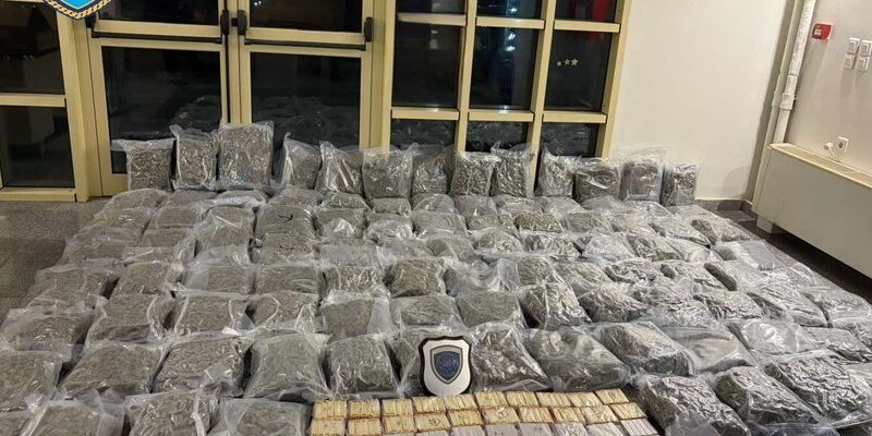 Εντοπισμός και κατάσχεση ναρκωτικών ουσιών αξίας 900.000 € και σύλληψη 2 ατόμων στην Πάτρα και Αθήνα