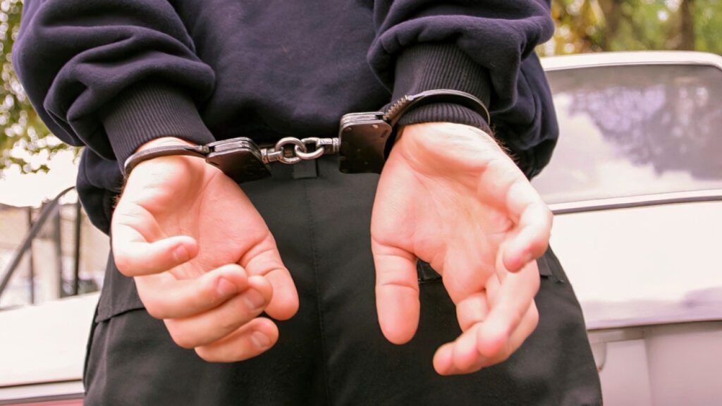 Συνελήφθησαν 9 άτομα πριν την έναρξη ποδοσφαιρικού αγώνα στην Τρίπολη