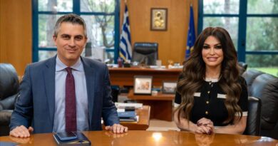 Συνάντηση εργασίας Χρίστου Δήμα με την Πρέσβη των ΗΠΑ στην Ελλάδα Kimberly Guilfoyle