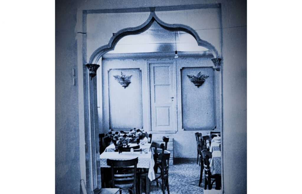 Α.Γ Καλλής: Στο παλιό εστιατόριο του Καλλή... μ ένα μπουκέτο μενεξέδες...